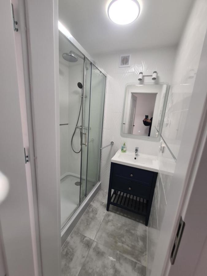 Moon Apartment Wroclaw Bagian luar foto